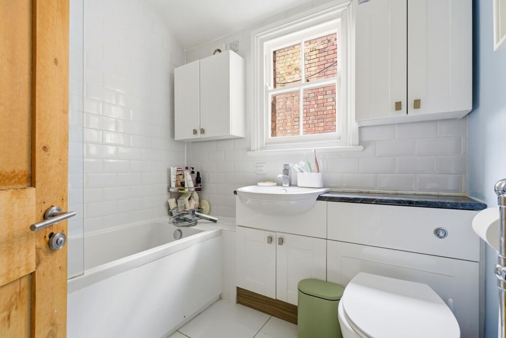 Additional image 18 of Sandfield Road, St Albans, Herts, AL1