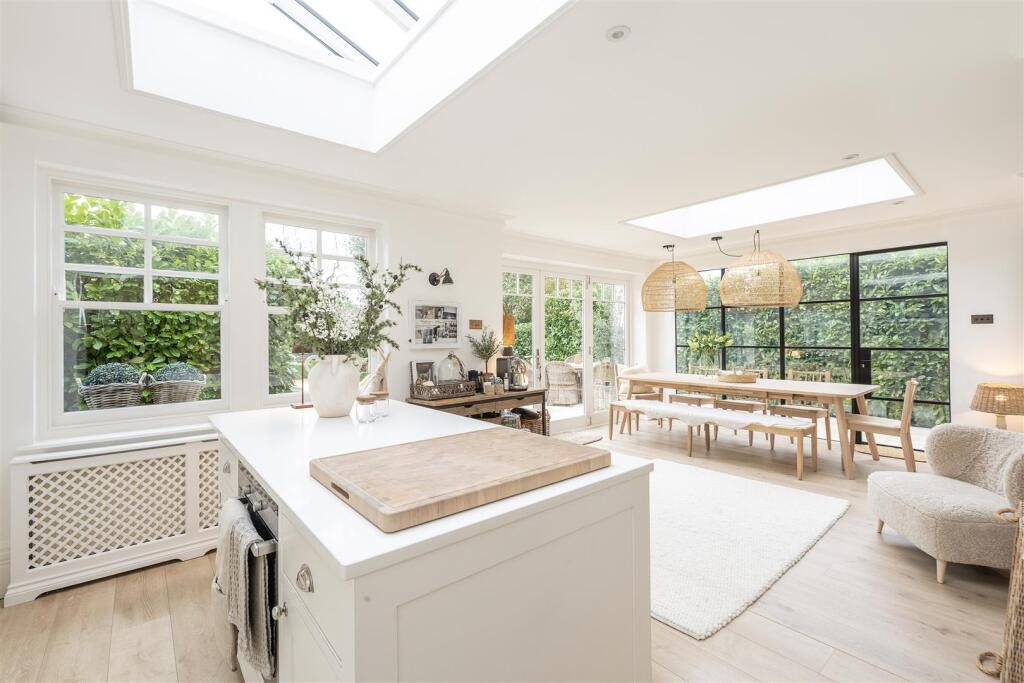 Additional image 3 of Hollybush Lane, Harpenden