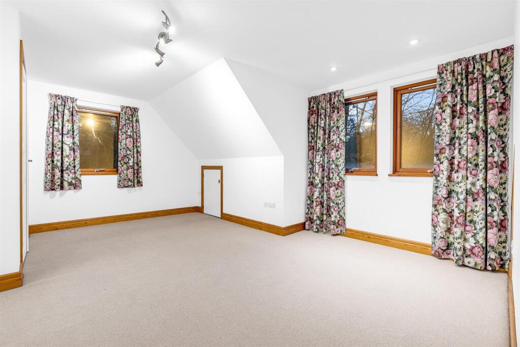 Additional image 16 of Oaklands Rise, Welwyn