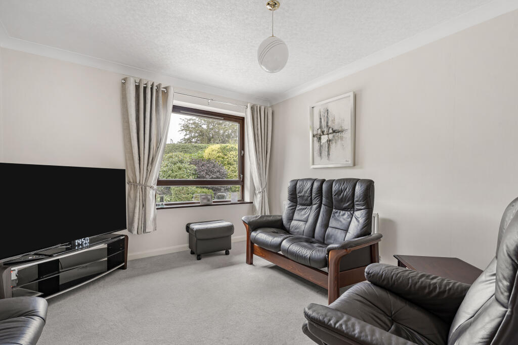 Additional image 10 of Old Forge Close, Welwyn, AL6