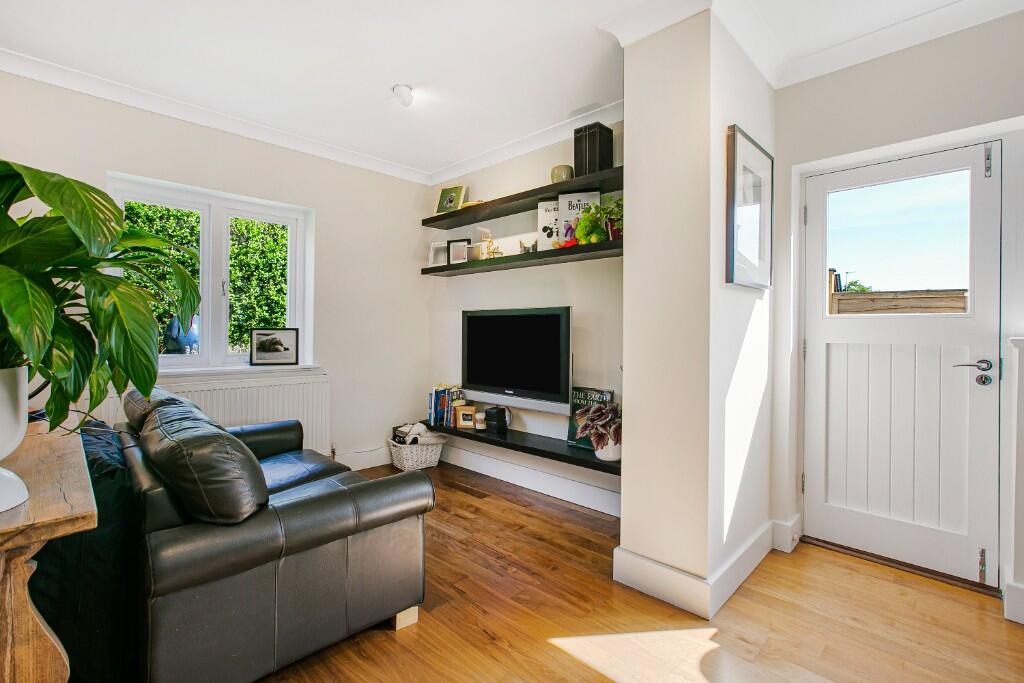 Additional image 17 of Truly distinctive family home, 1 Lamb Lane, Redbourn, AL3