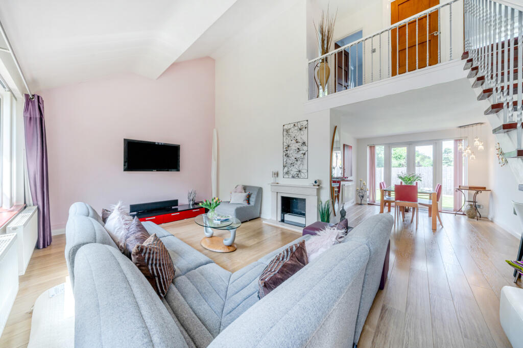 Additional image 17 of Sandridgebury Lane, St. Albans, AL3