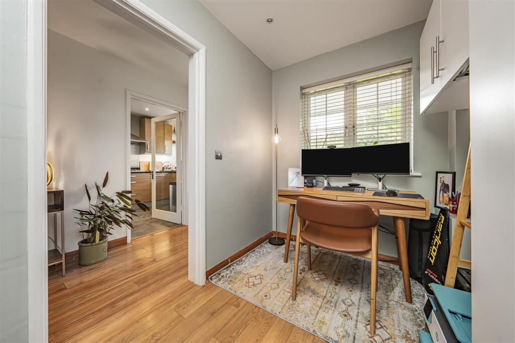 Additional image 17 of Oakwood Road, Bricket Wood, St. Albans