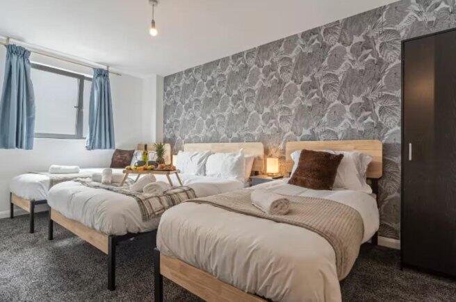 Additional image 43 of 165 Granville Street