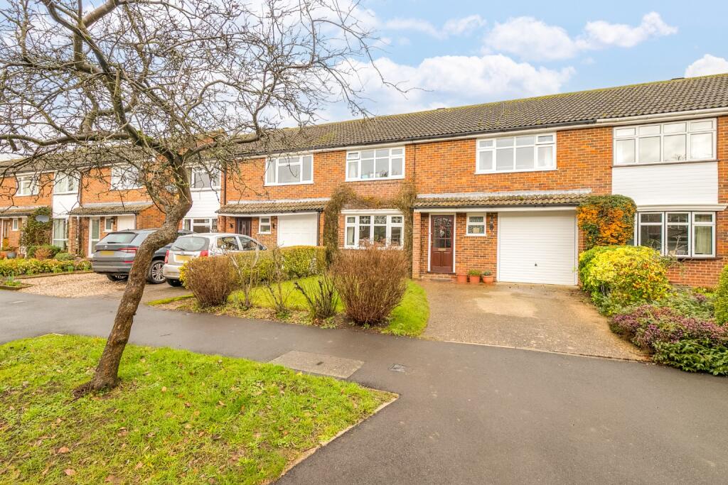 Harwood Close, Tewin, Welwyn, Hertfordshire, AL6 0LF