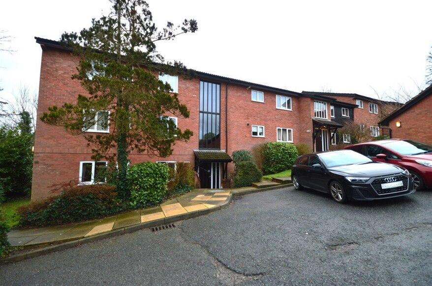 Canterbury Court, Battlefield Road, St Albans, AL1