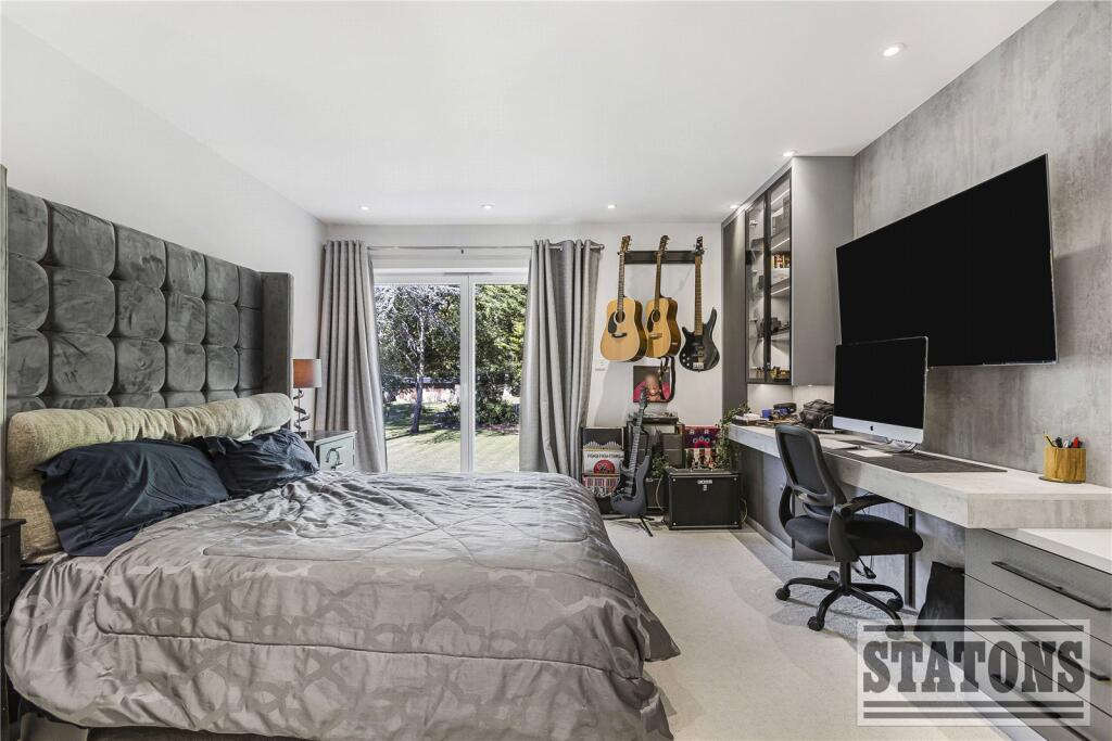 Additional image 27 of Kentish Lane, Brookmans Park, Hertfordshire, AL9