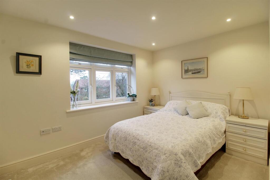 Additional image 9 of Bradmore Way, Brookmans Park