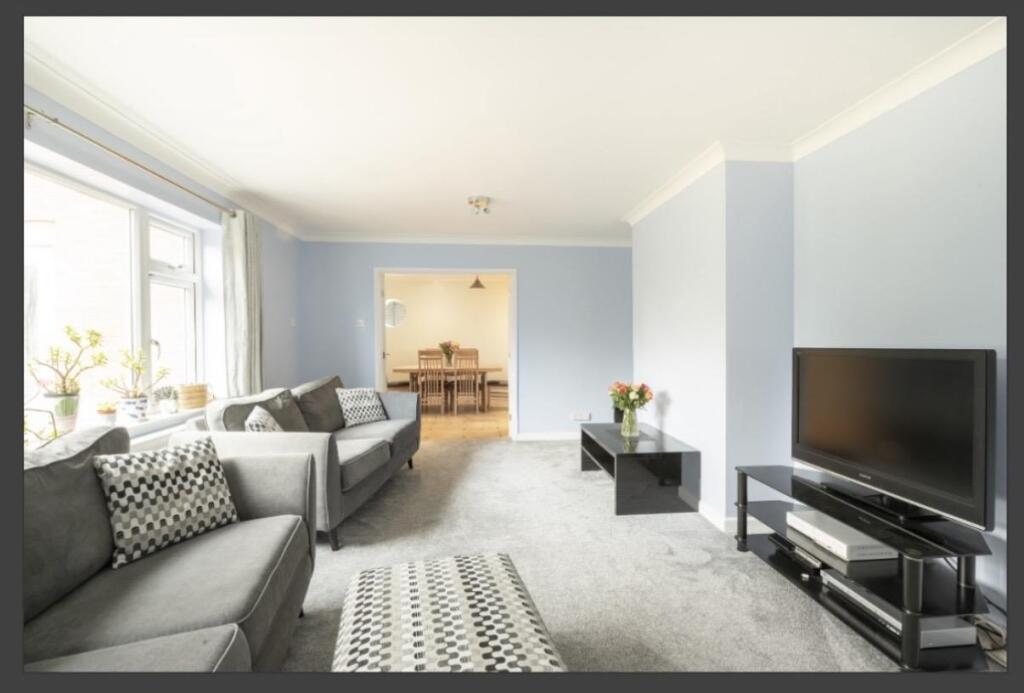 Additional image 5 of Tuffnells Way, Harpenden