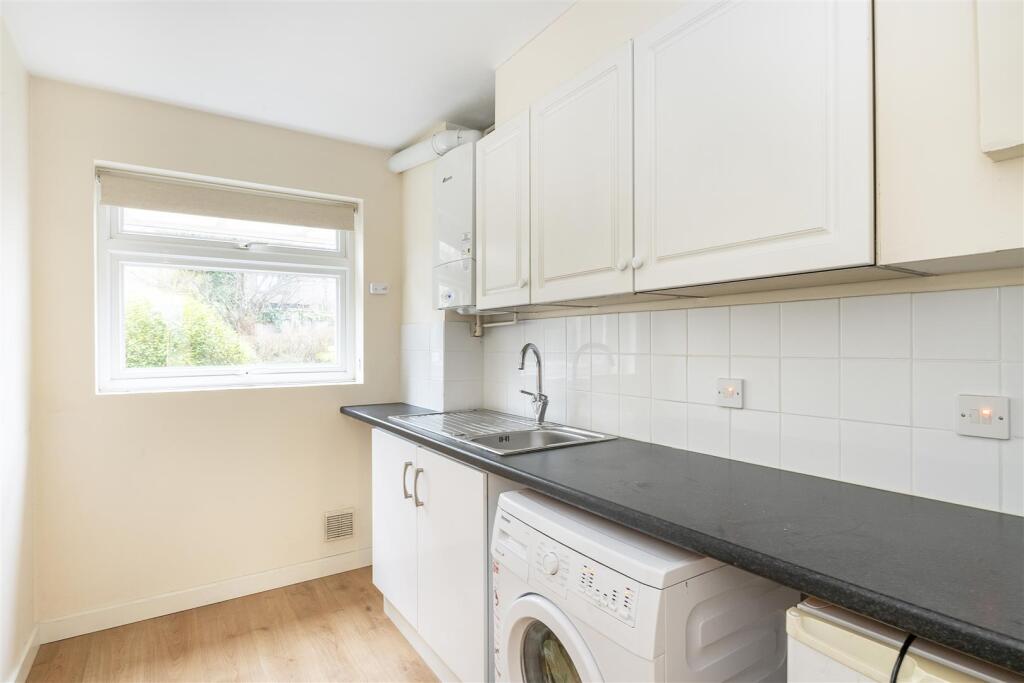 Additional image 5 of Carlton Road, Harpenden