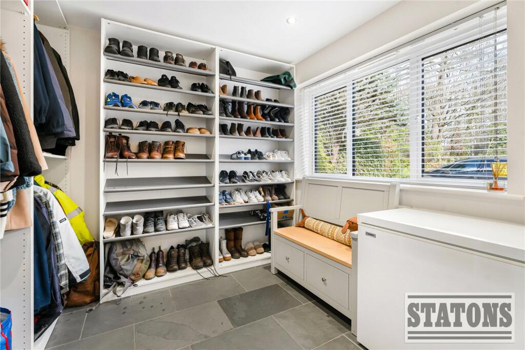 Additional image 11 of Upland Drive, Brookmans Park, Hatfield, Hertfordshire, AL9