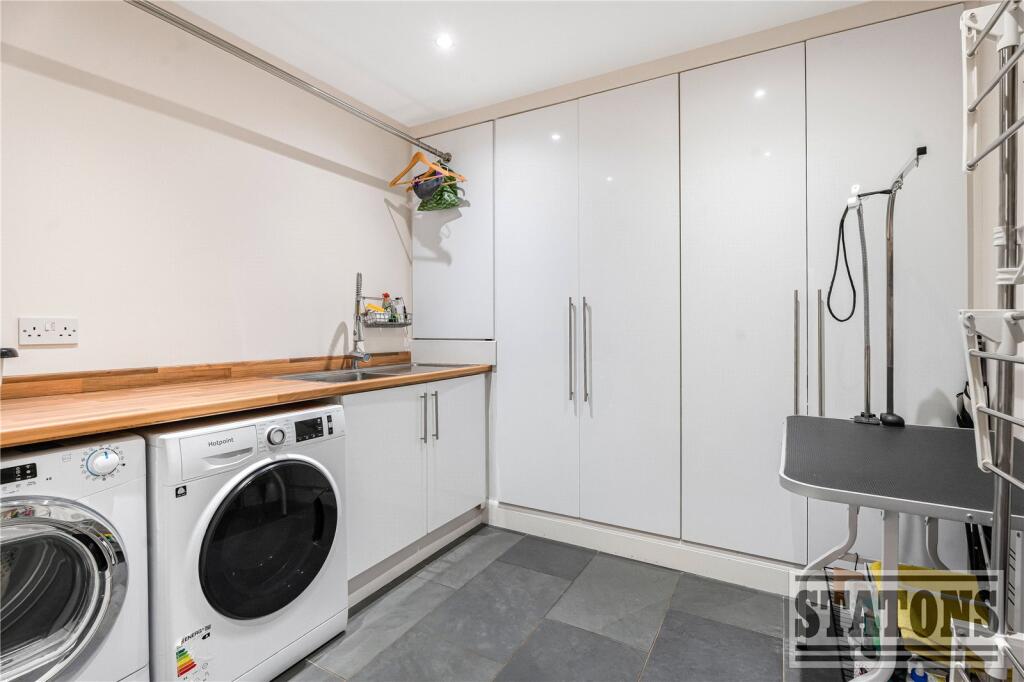 Additional image 10 of Upland Drive, Brookmans Park, Hatfield, Hertfordshire, AL9