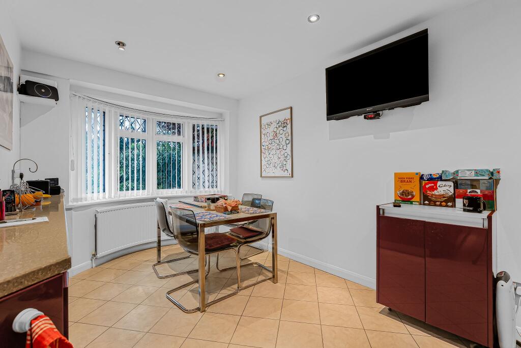 Additional image 10 of The Close, Brookmans Park, AL9