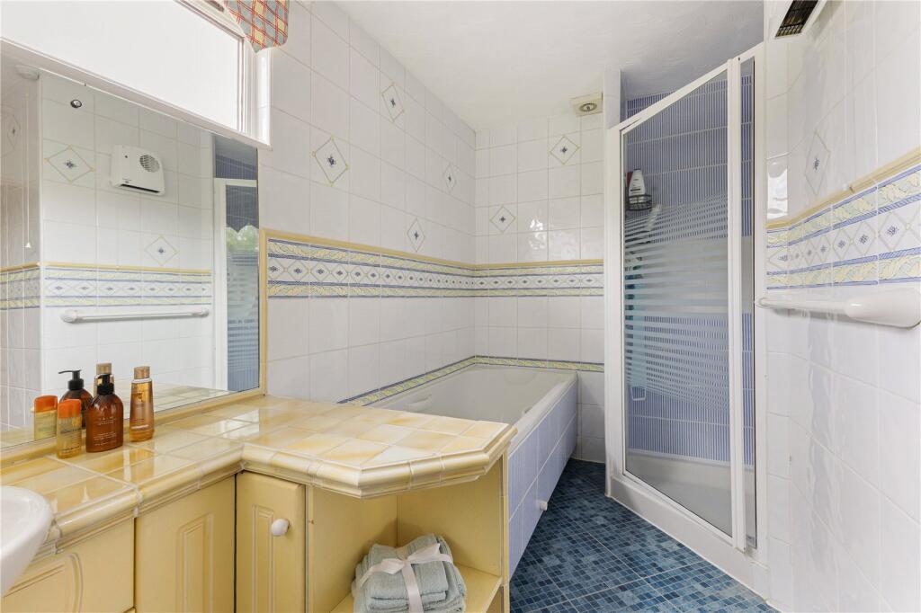 Additional image 20 of Pie Garden, Flamstead, St. Albans, Hertfordshire, AL3