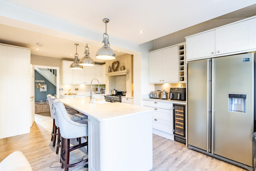 Additional image 18 of Cavan Drive, St. Albans, Hertfordshire, AL3