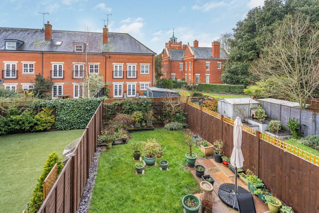 Additional image 22 of Beningfield Drive, London Colney, AL2