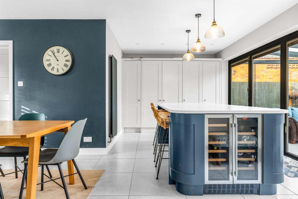 Additional image 9 of Youngs Rise, Welwyn Garden City