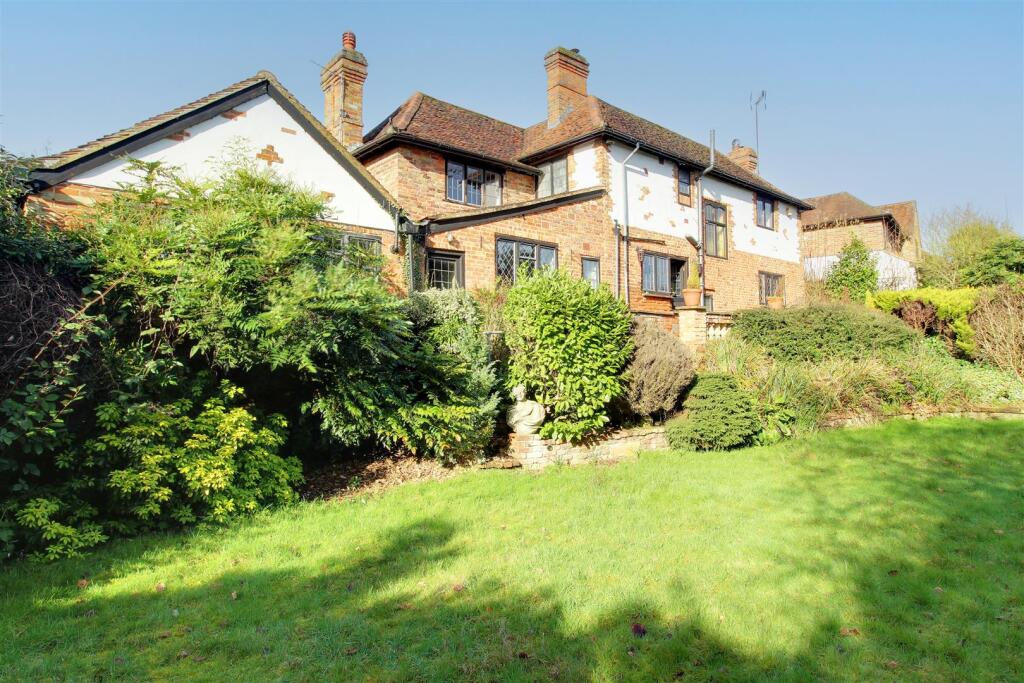 Additional image 4 of Great North Road, Brookmans Park,