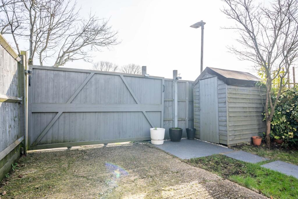 Additional image 17 of Whitecroft, St. Albans, Hertfordshire, AL1