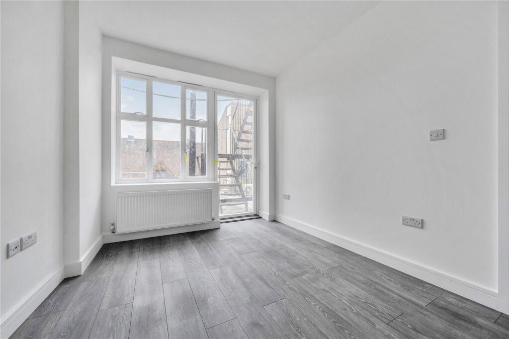 Additional image 5 of The Broadway, St. Peters Street, St. Albans, Hertfordshire, AL1