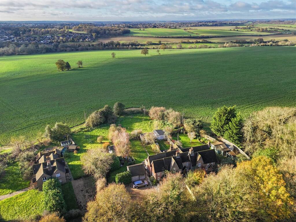 Additional image 2 of Bower Heath Lane, Bower Heath, Harpenden