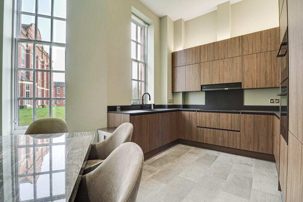 Additional image 4 of Beningfield Drive, London Colney, AL2