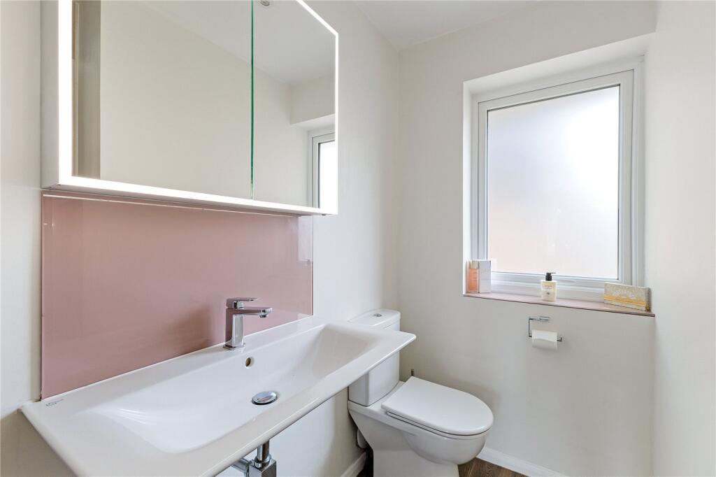 Additional image 8 of Tennyson Road, Harpenden, Hertfordshire, AL5