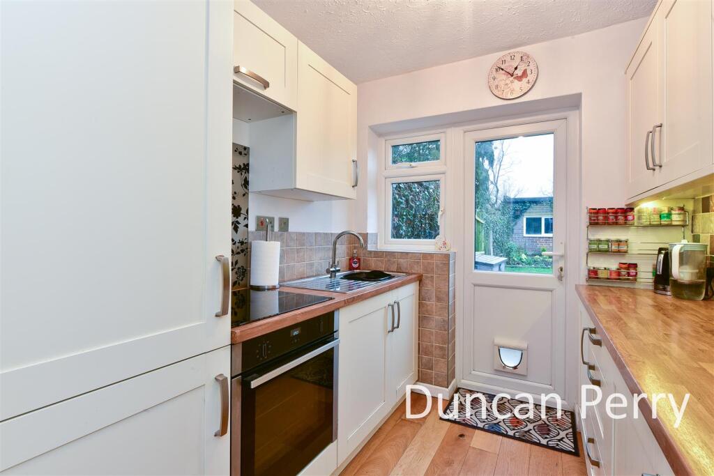 Additional image 19 of Pooleys Lane, Welham Green