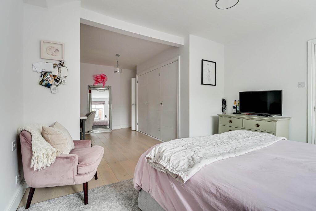 Additional image 10 of Castle Rise, Wheathampstead, Hertfordshire, AL4