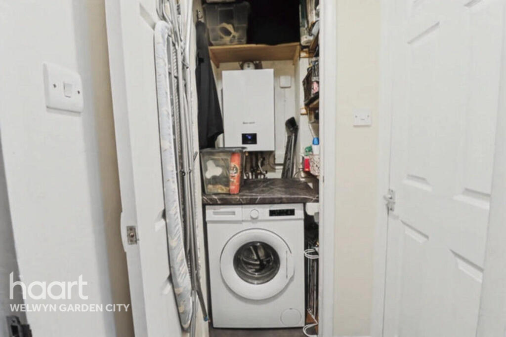 Additional image 10 of Lords Wood, Welwyn Garden City