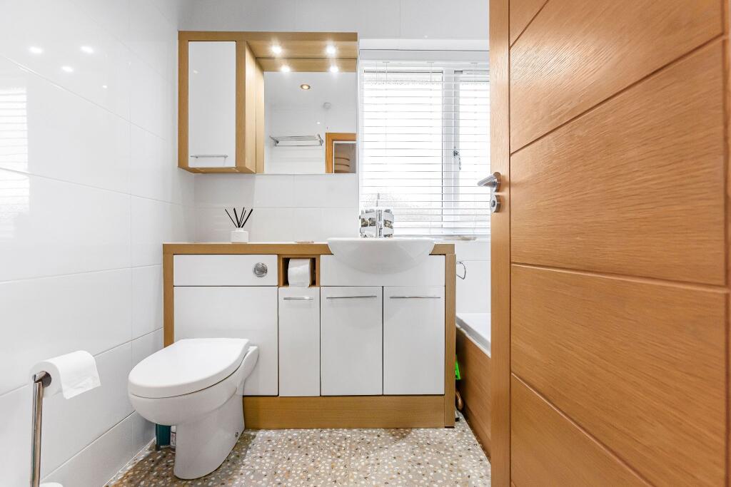 Additional image 11 of Peplins Way,Brookmans Park , AL9