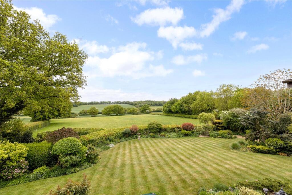 Additional image 23 of Pie Garden, Flamstead, St. Albans, Hertfordshire, AL3