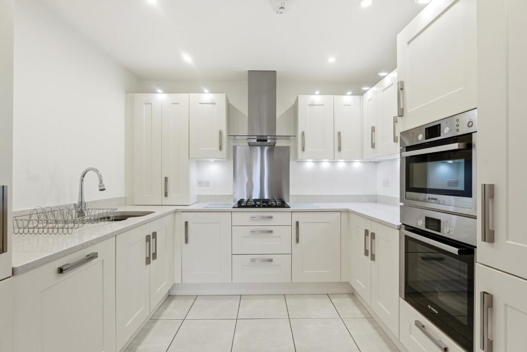 Additional image 4 of Milton House, 4 Wordsworth Close, Kings Park, St. Albans, AL3