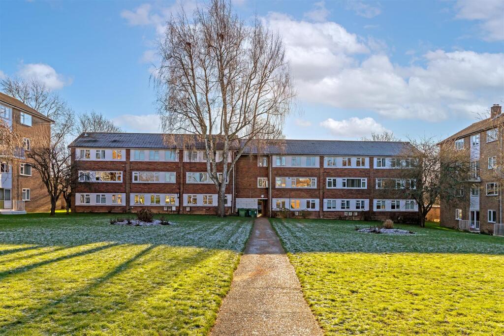 The Ridgeway, St. Albans