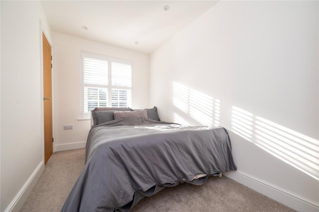 Additional image 5 of Harpenden Road, St Albans