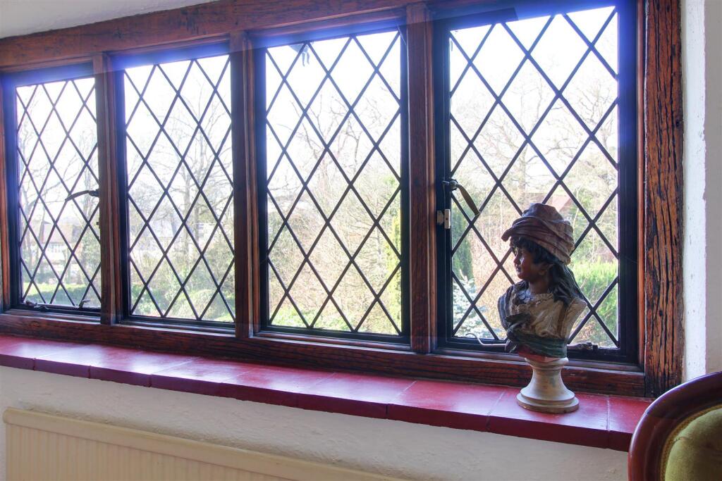 Additional image 26 of Great North Road, Brookmans Park,