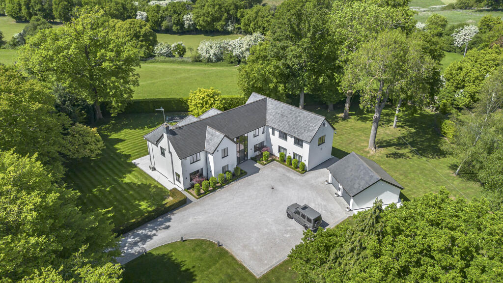 Additional image 33 of Orchard Road, Tewin, Welwyn, AL6