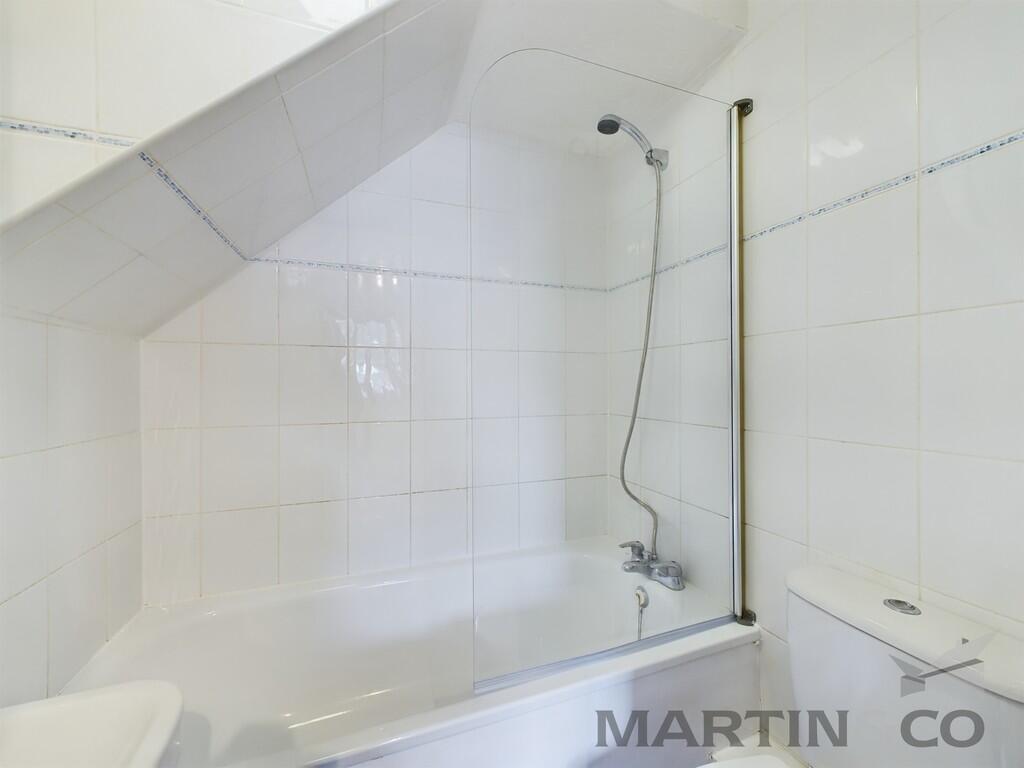 Additional image 10 of Bricket Lodge, Lye Lane