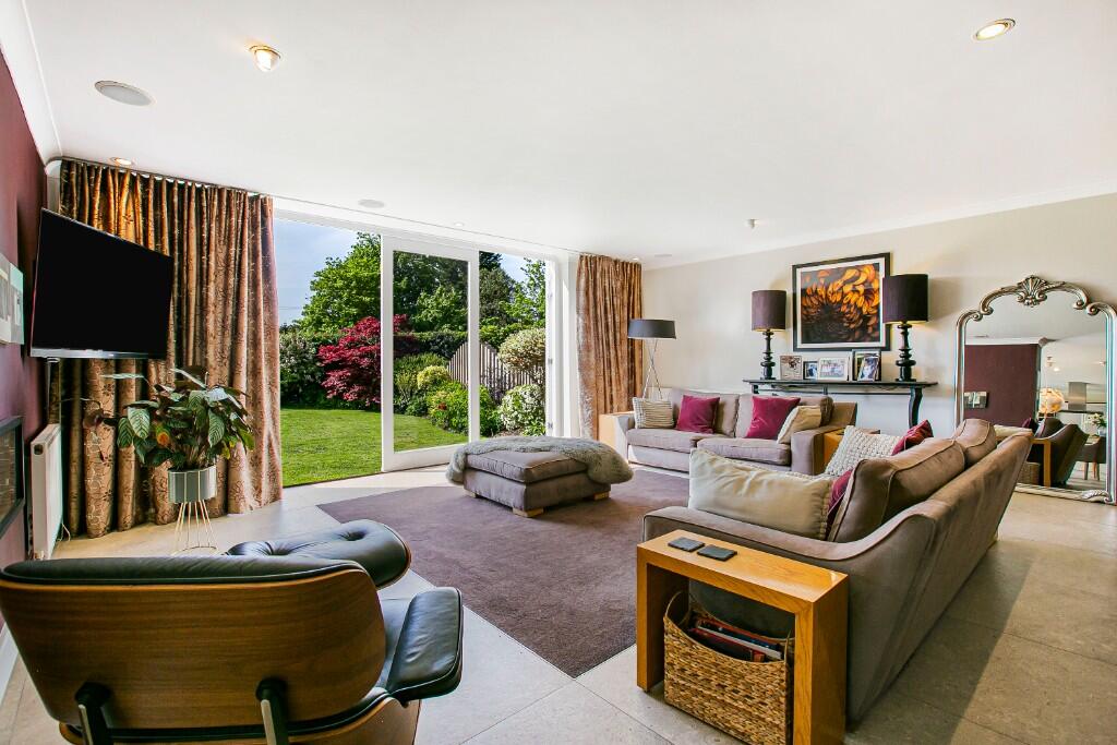 Additional image 9 of Truly distinctive family home, 1 Lamb Lane, Redbourn, AL3