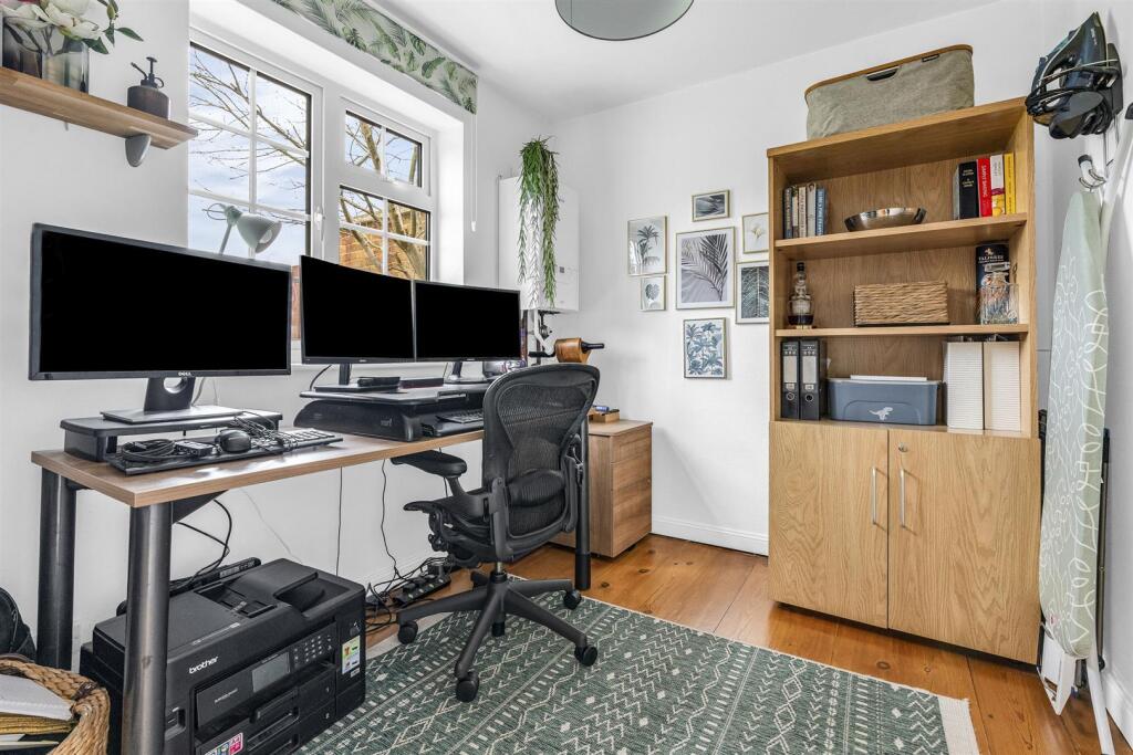 Additional image 9 of Handside Lane, Welwyn Garden City