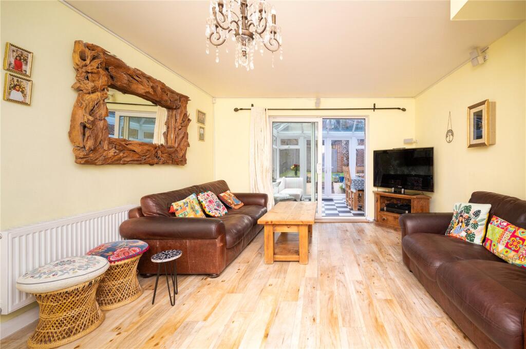 Additional image 14 of Holyrood Crescent, St. Albans, Hertfordshire