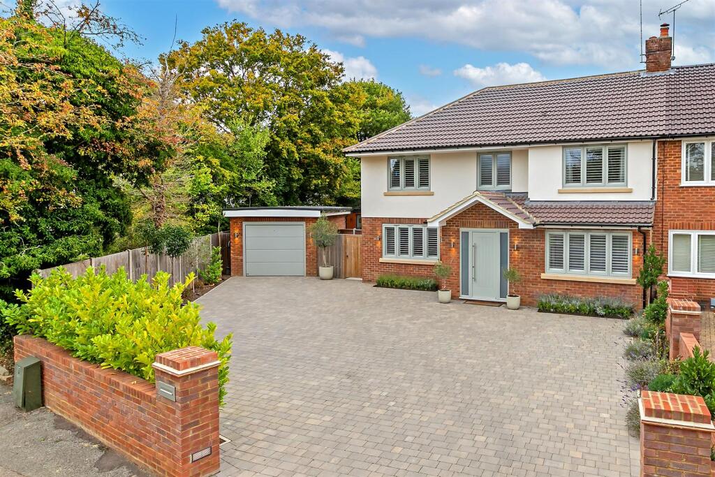 Additional image 32 of Ellenbrook Crescent