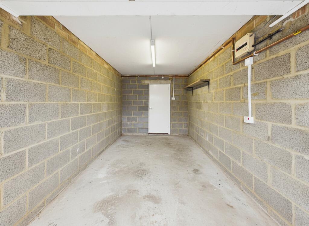 Additional image 28 of Hornsfield, Welwyn Garden City, AL7