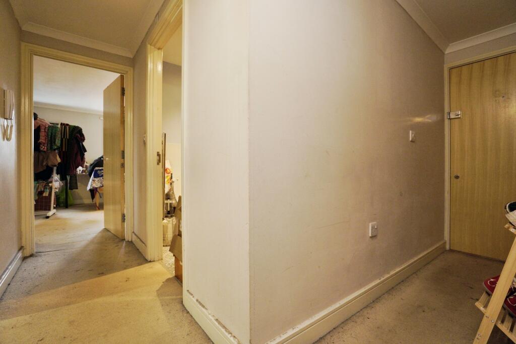 Additional image 22 of North Drive, Hatfield, AL9