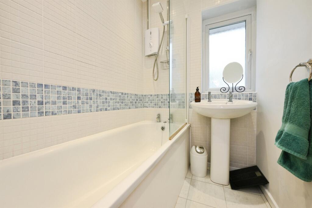 Additional image 14 of Thistle Grove, Welwyn Garden City