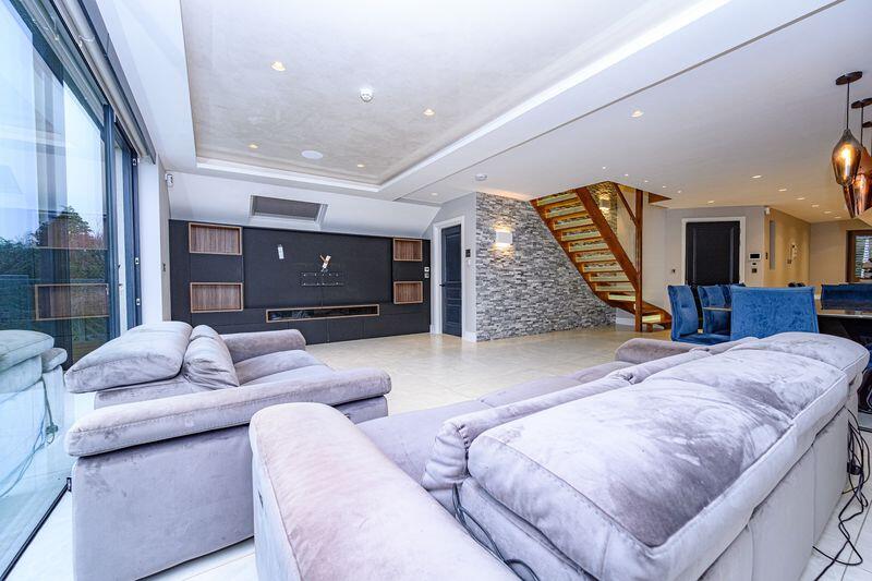 Additional image 24 of Nimrod Close, St Albans