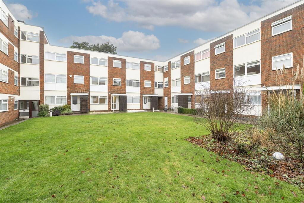 Carlton Road, Harpenden