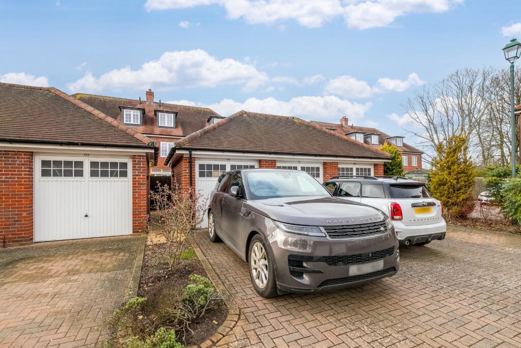 Additional image 17 of Parkway, Welwyn Garden City, Hertfordshire, AL8