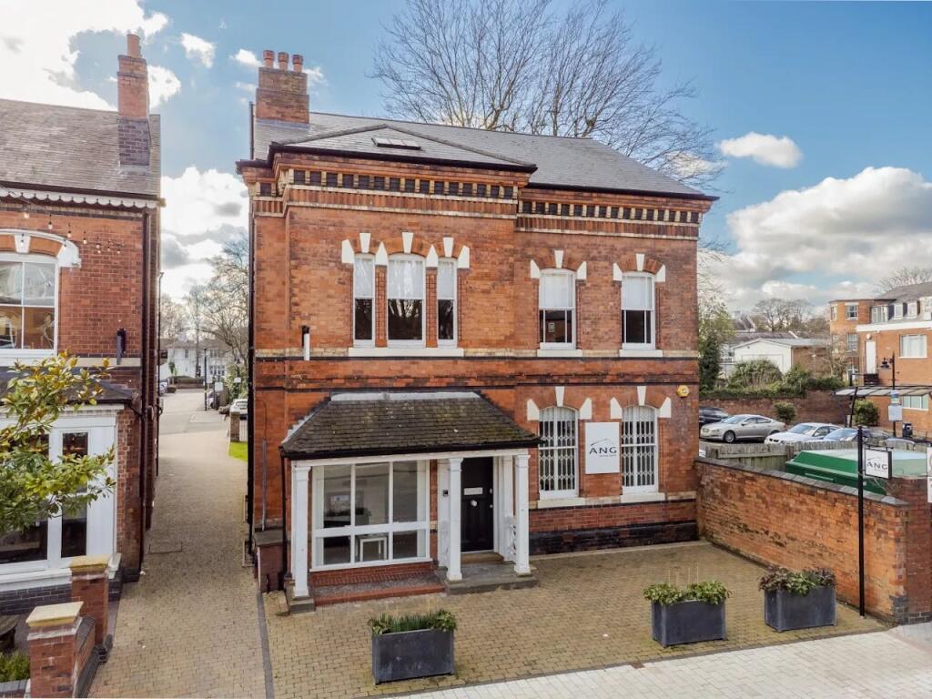 9 Greenfield Crescent, Birmingham, B15 3AU