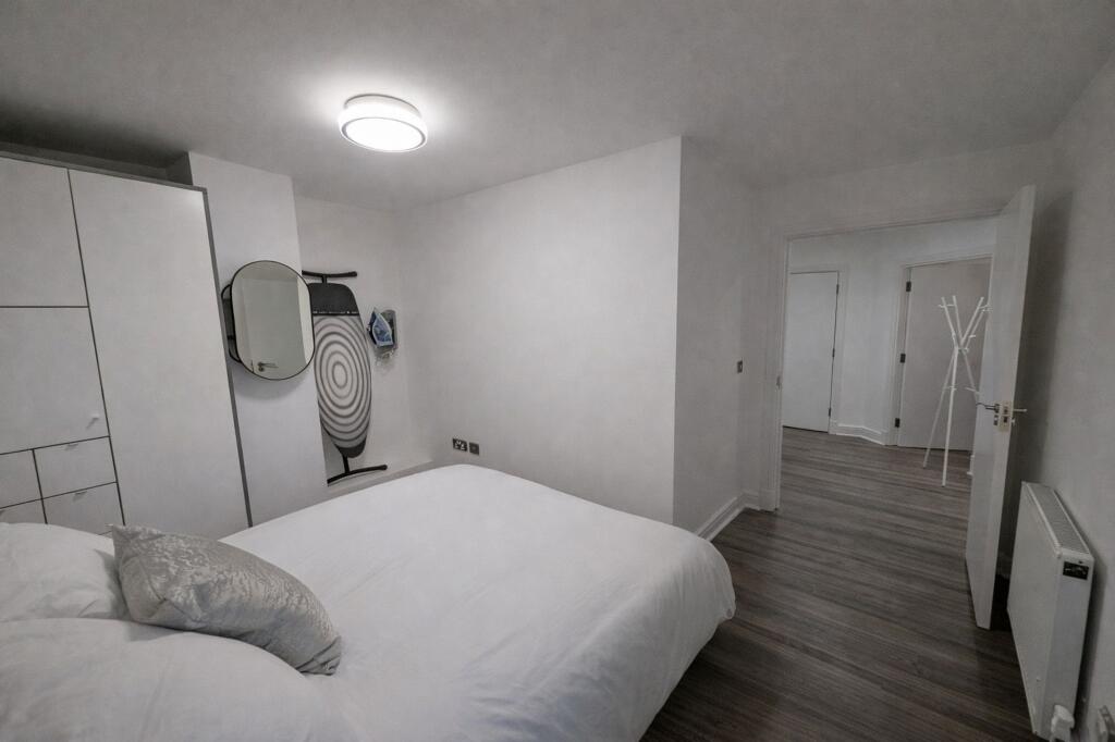 Additional image 7 of Temple Street, Temple House, B2